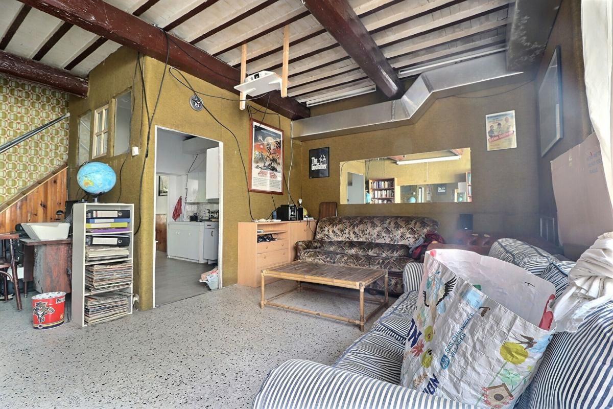 ANCONE Ancône, maison de village à rénover 3