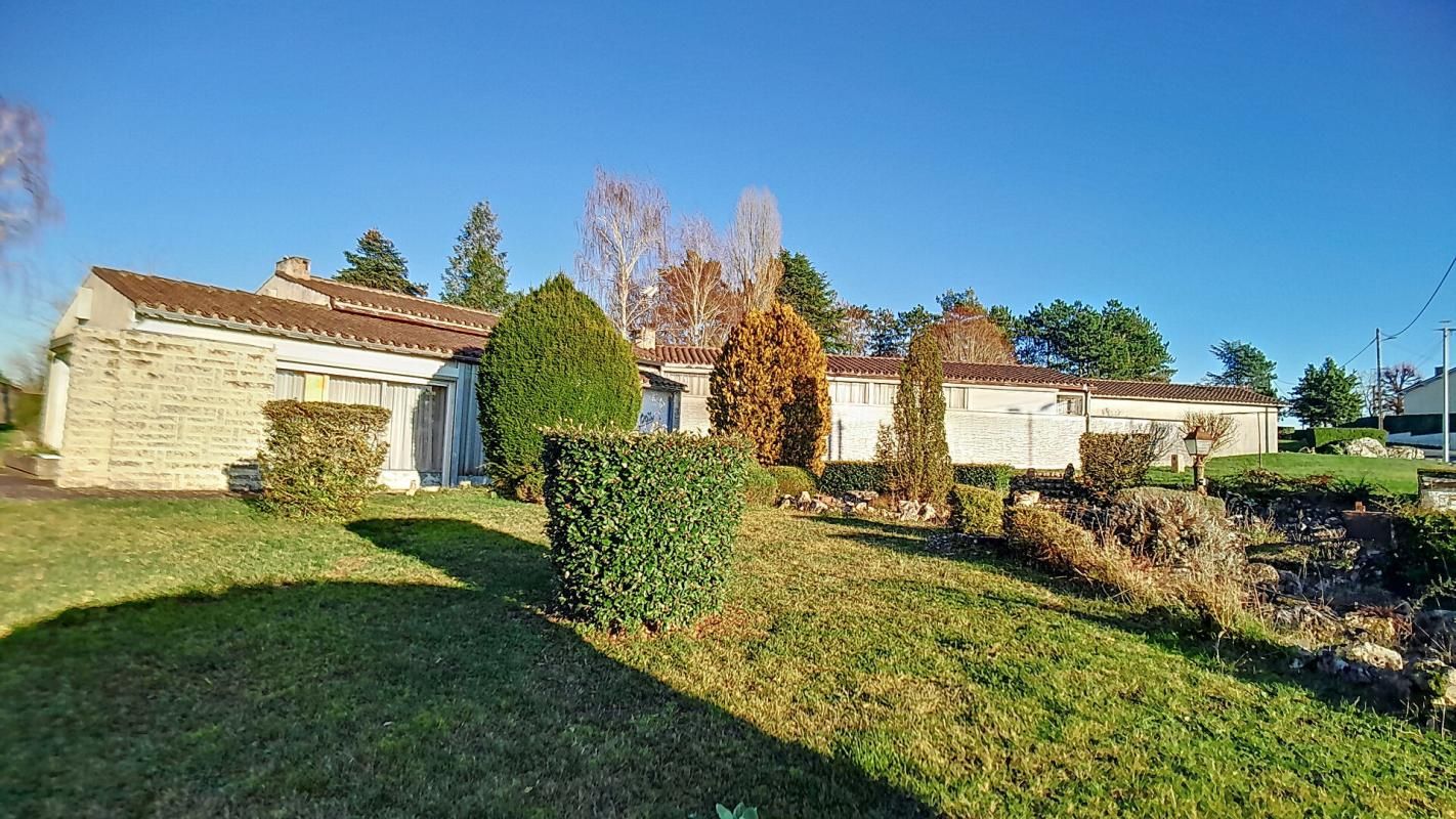 CHAUVIGNY Chauvigny - Maison 6 pièce(s) 145 m² 1