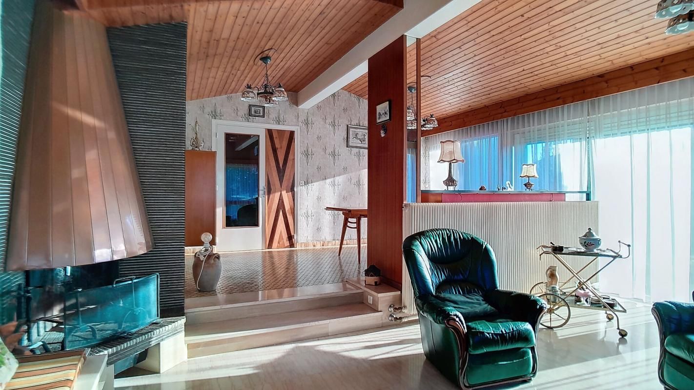 CHAUVIGNY Chauvigny - Maison 6 pièce(s) 145 m² 2