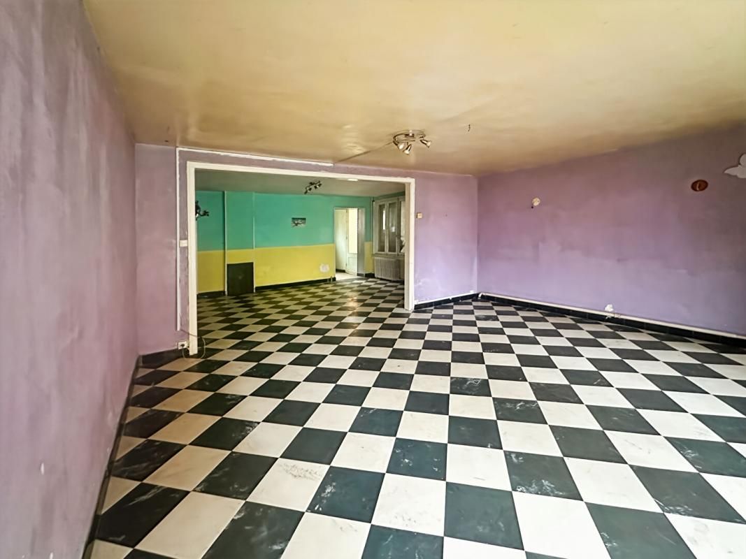MAUBERT-FONTAINE Maison Maubert Fontaine 5 pièce(s) 132 m2 2