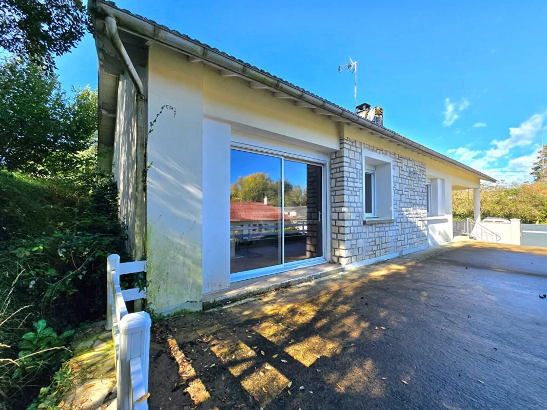 MUSSIDAN Maison rénovée , jardin,  duplex independant 2