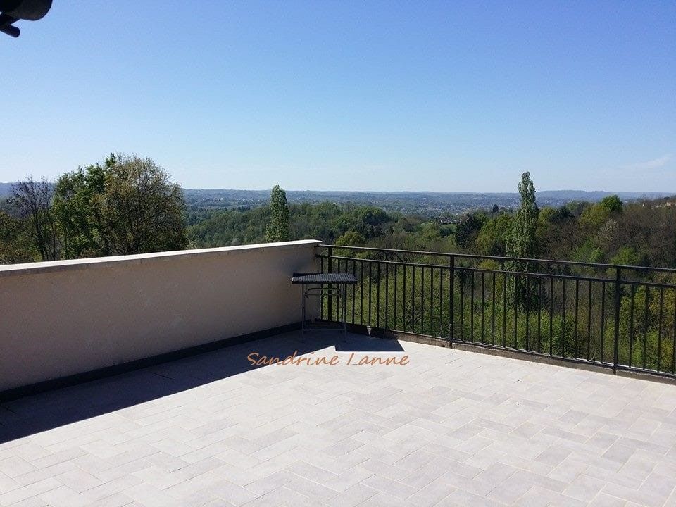 BRIVE-LA-GAILLARDE BRIVE : Maison 290 m² 7 chambres - Terrain 2 000 m² prix 399500 euros( charge acquéreur) 2