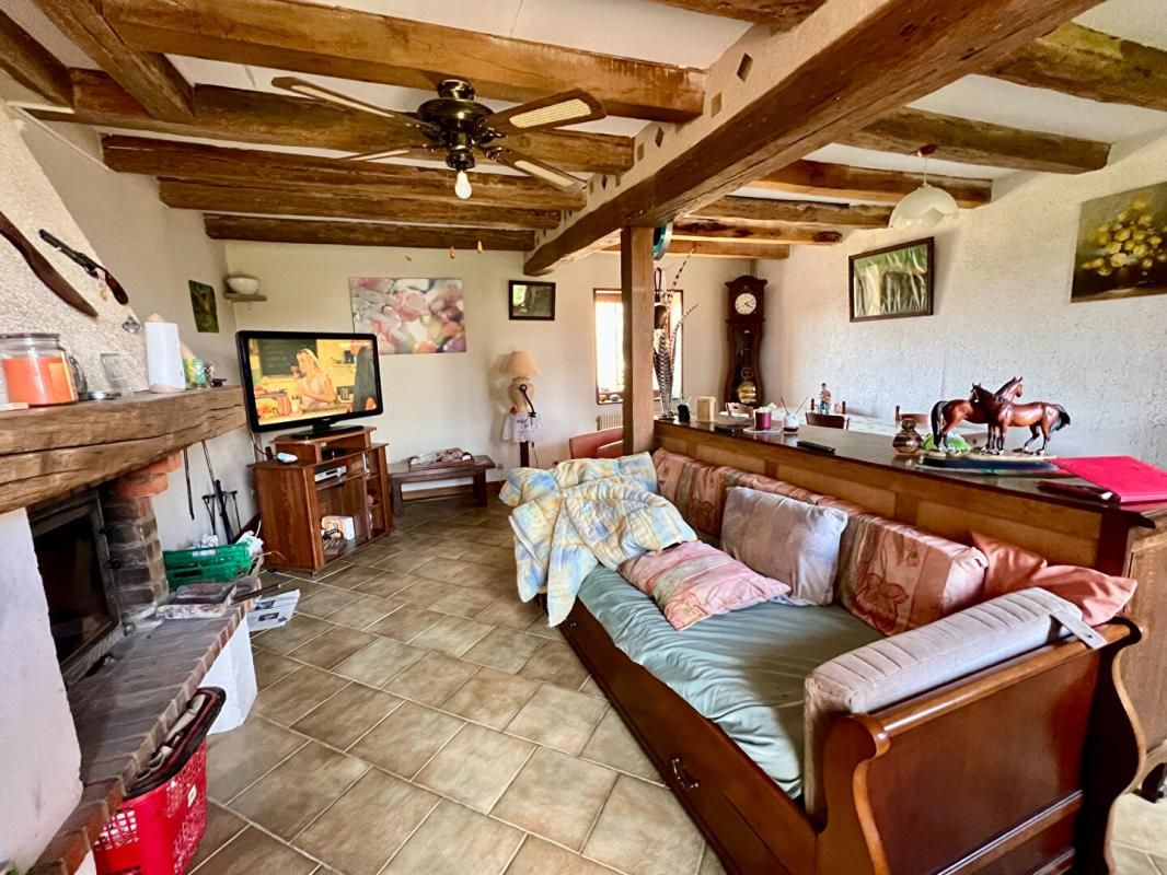SELOMMES Longère  6 pièce(s) 150 m2 3