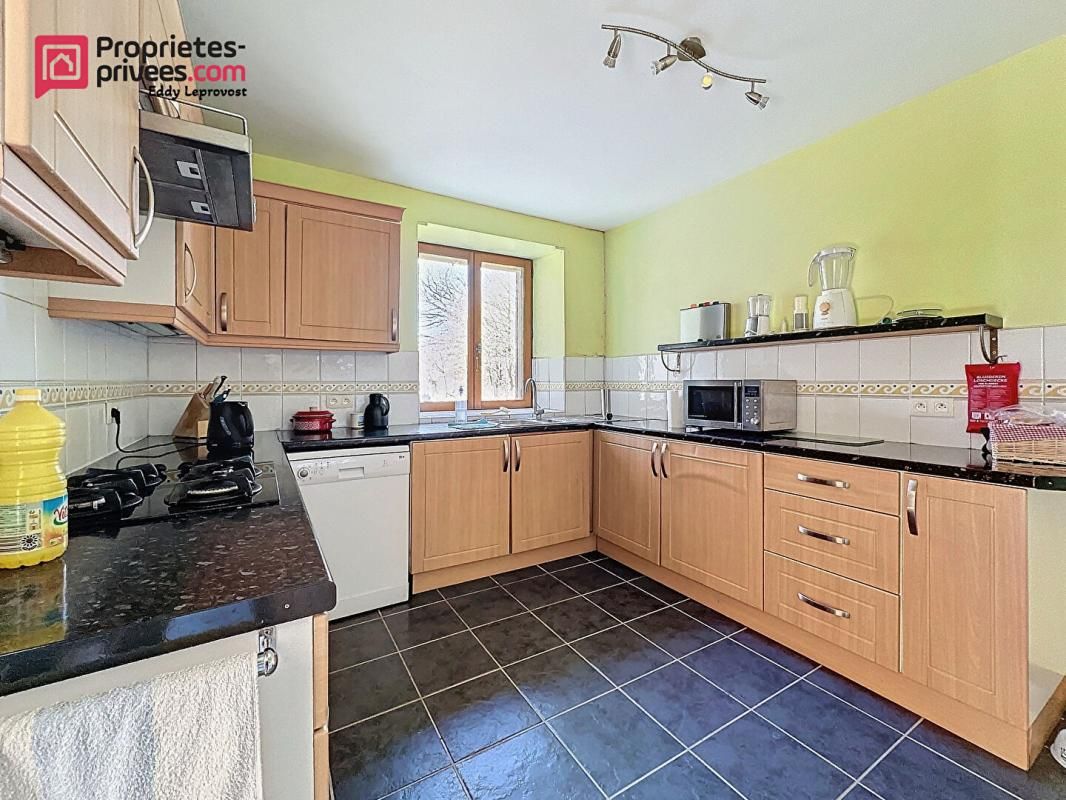 VIRE Splendide Longère du XVIII siècle de 180m² sur une parcelle de 5300m² 3
