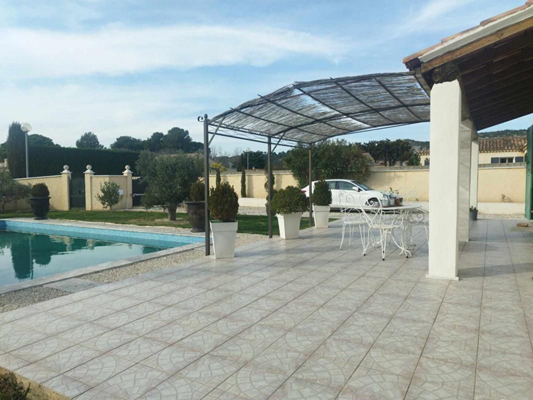 MOURIES Villa Mouries 5 pièce(s) 100 m2 - PARCELLE DE 1029m2 2