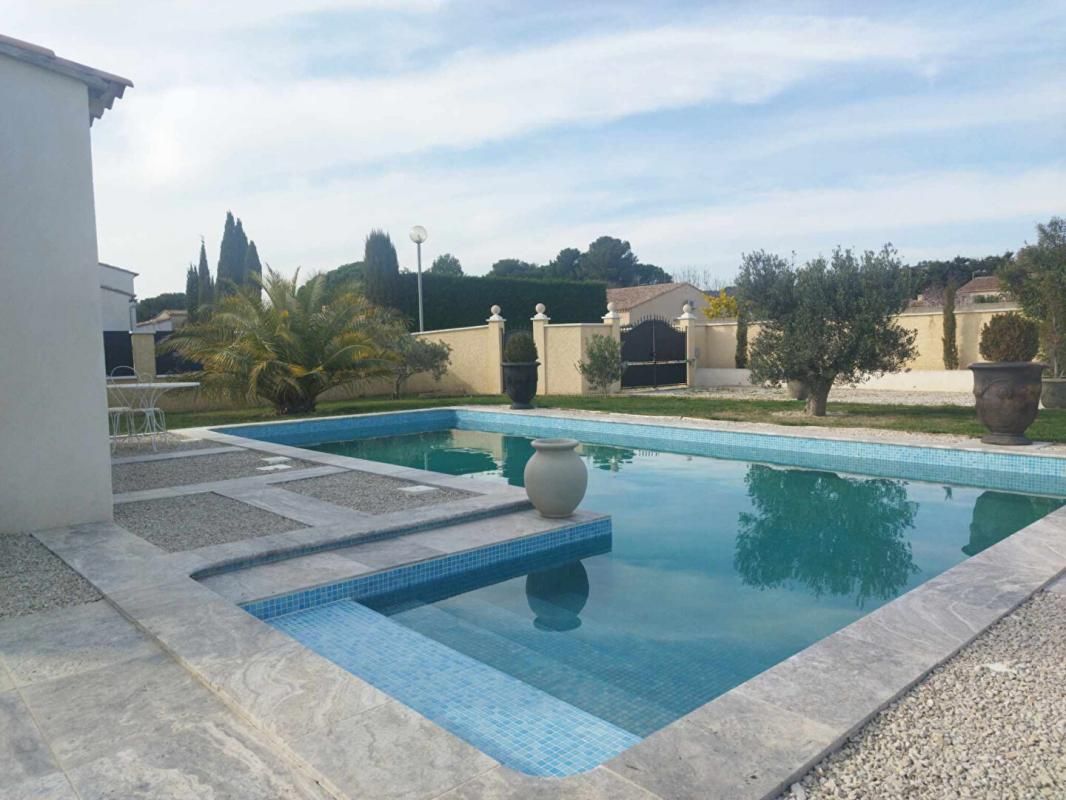 MOURIES Villa Mouries 5 pièce(s) 100 m2 - PARCELLE DE 1029m2 4