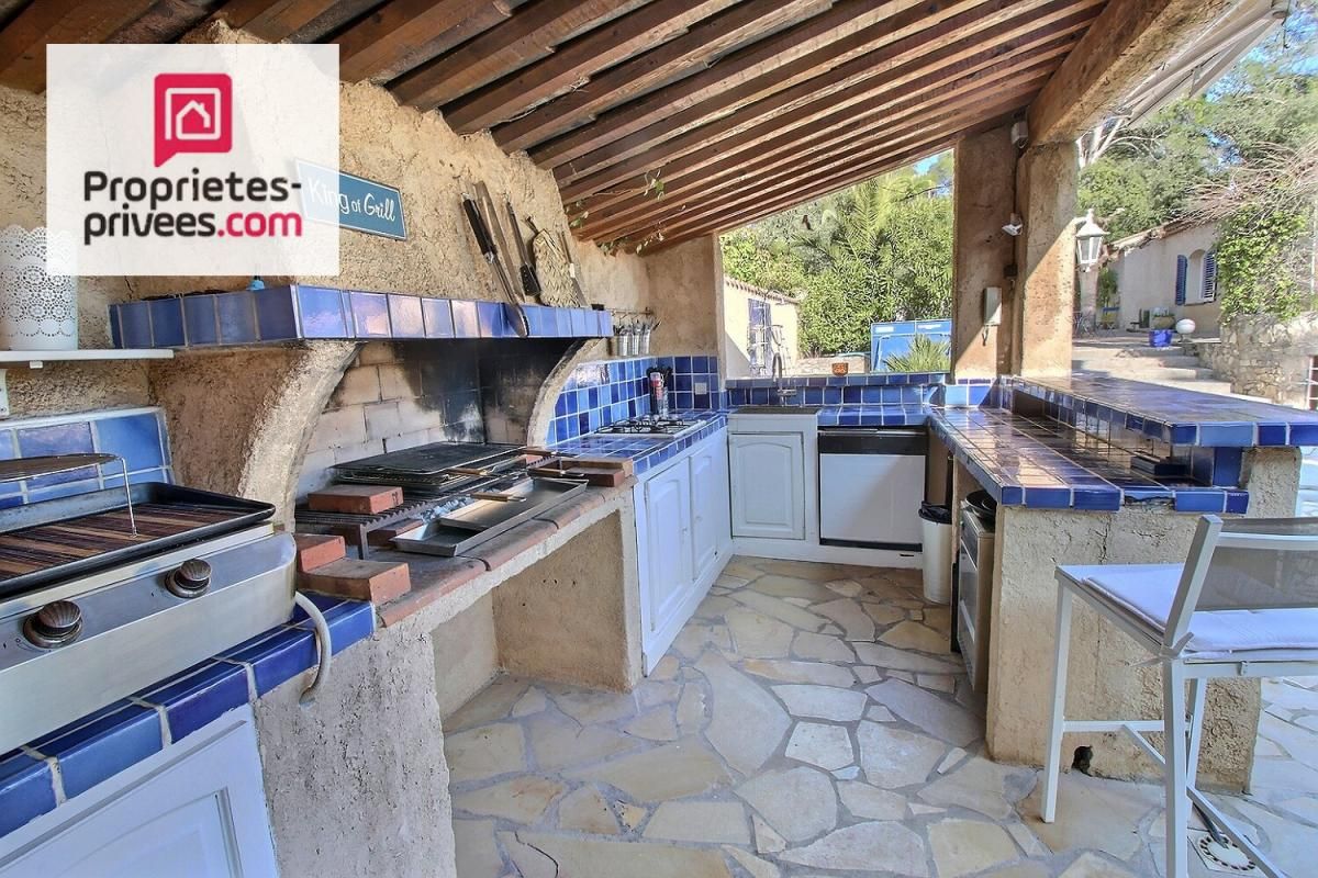 LORGUES Villa Lorgues 6 pièces 170 m2 sur 4000m² 4