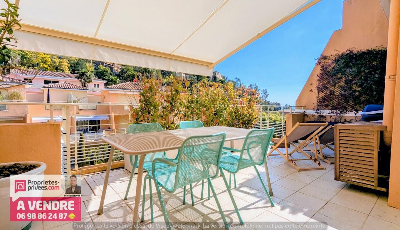 MAGNIFIQUE 2 PIECES DE 55 m² AVEC VASTE TERRASSE