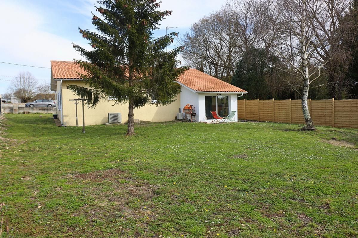 SAINT-MARTIN-LACAUSSADE Maison Saint Martin Lacaussade 4 pièce(s) 110 m2 2