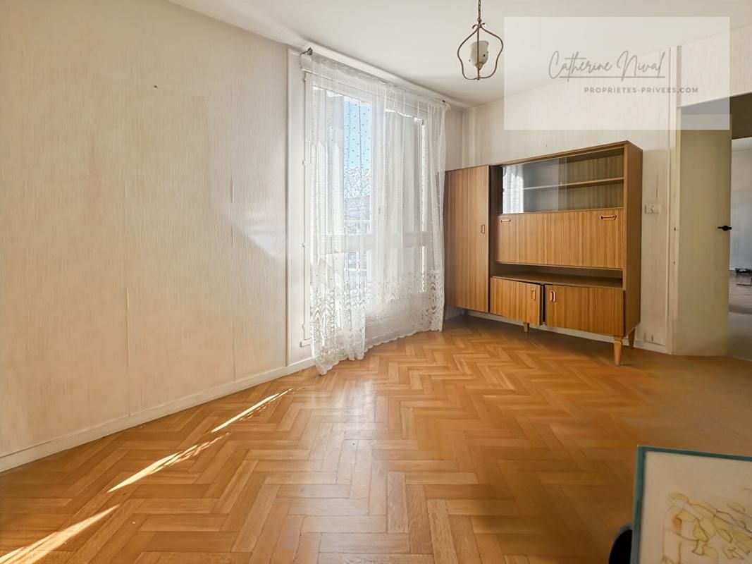 SAINT-HERBLAIN Appartement Saint Herblain , 77 m2, balcon, parking sécurisé, cave 4