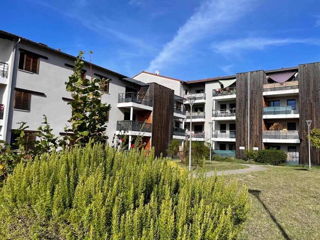 T2 idéalement situé à Saint-Geniès Bellevue - avec parking dans une résidence récente