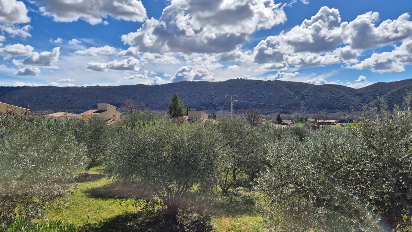 ORAISON Terrain constructible - 892 m² à Saint-Pancrace, Oraison (04700) 2