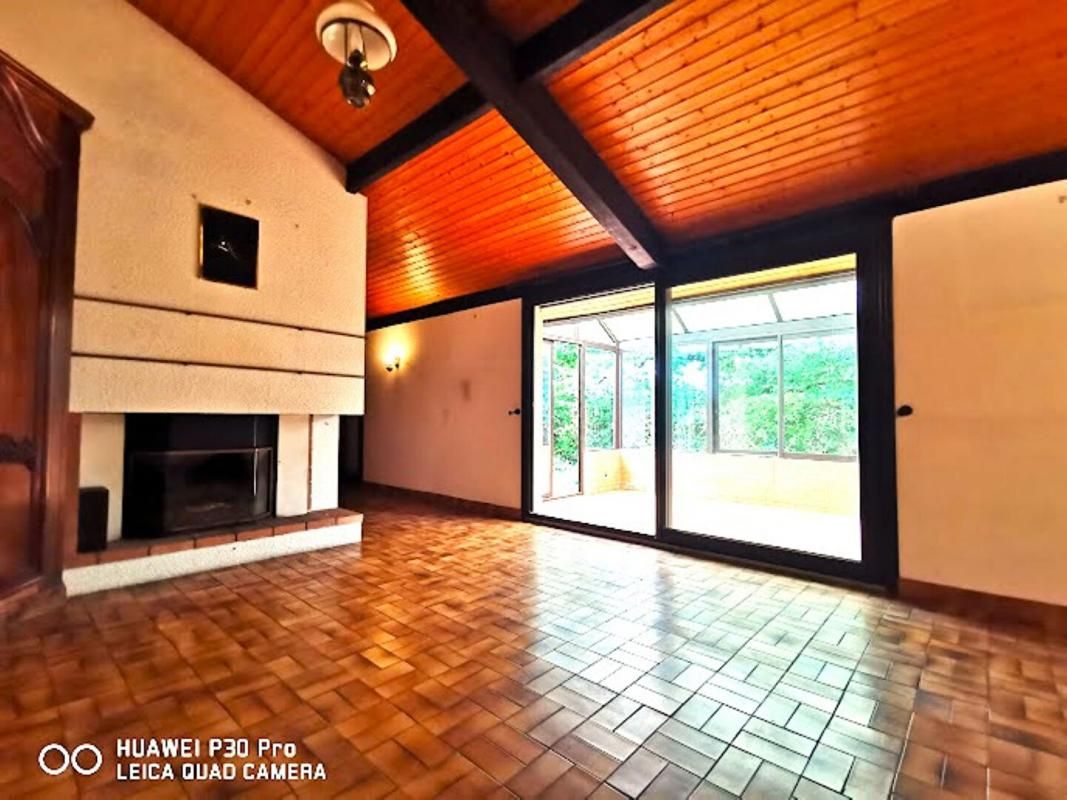 YVRAC Maison Yvrac 5 pièce(s) 110 m2 3