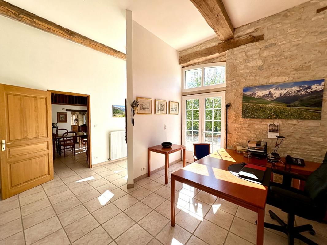 TOURTOIRAC MAISONS EN PIERRES 4