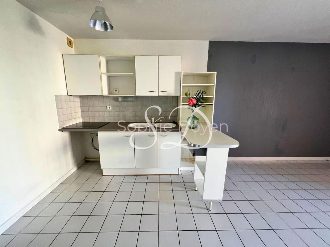 ARGELES-SUR-MER Appartement Argeles Sur Mer  T2 cabine - 37 m² + loggia + parking 3
