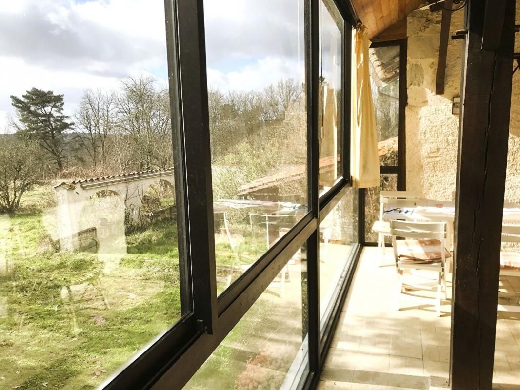 TOCANE-SAINT-APRE Propriété d'agrément à l'abri, au coeur de 40 Ha de terres 2