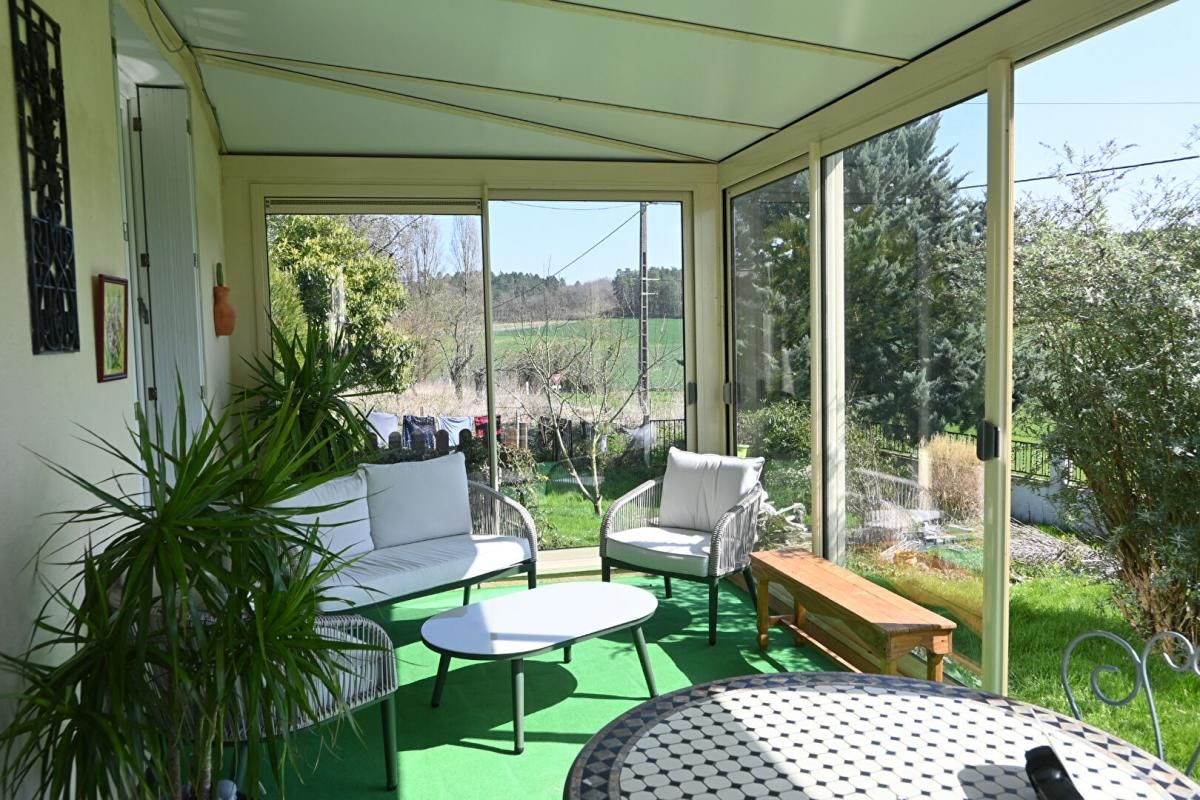 AZAY-LE-RIDEAU EN EXCLUSIVITE A CRISSAY SUR MANSE 2