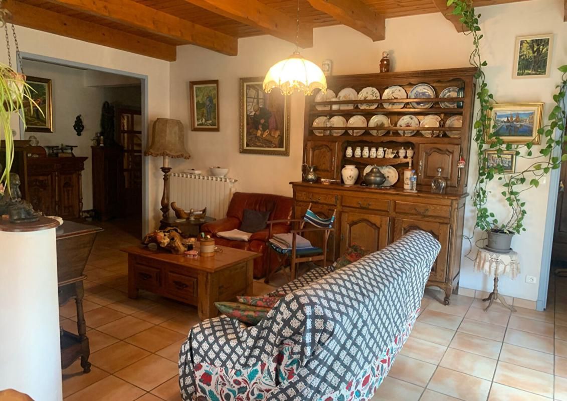 SELONNET Maison Selonnet 5 pièce(s) 150 m2 3