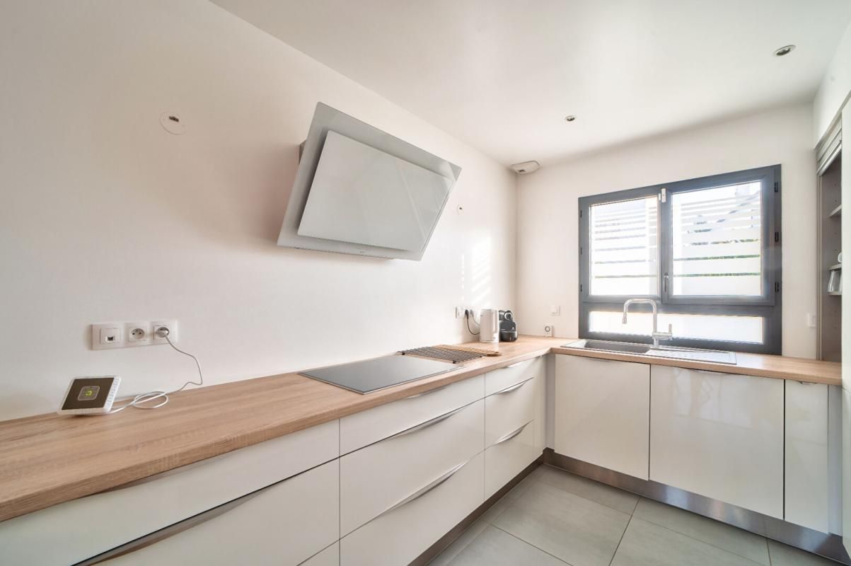 CLAMART Maison FAMILIALE Clamart 6 pièce(s) 145 m2 3