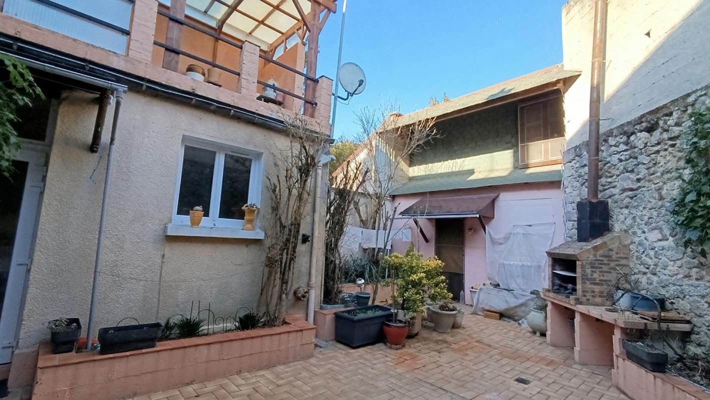FERE-CHAMPENOISE Maison Fere Champenoise 7 pièce(s) 103 m2 2