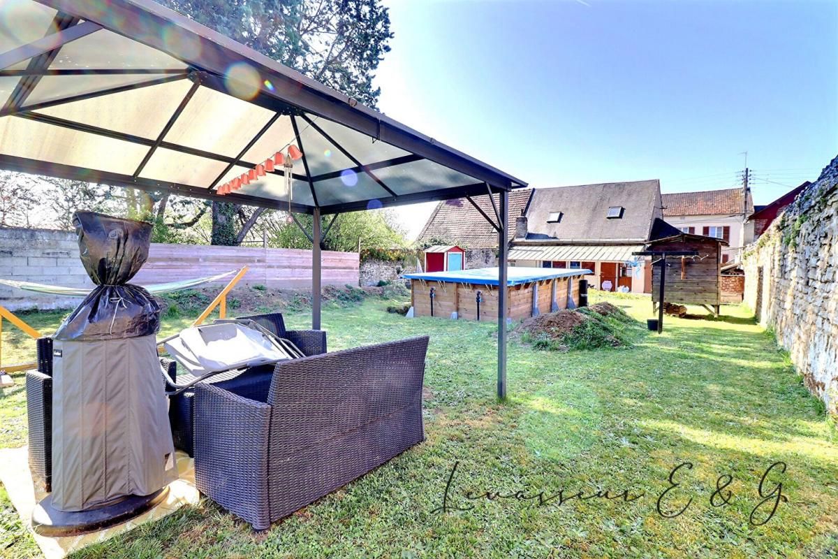 Bury 60250 - Maison 4 chambres sur 830m² de terrain vivable de plain pied
