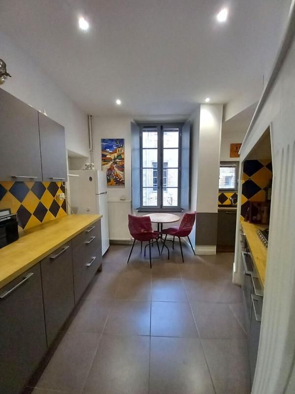 CAHORS Appartement bourgeois en centre ville, quartier historique, cathédrale 4