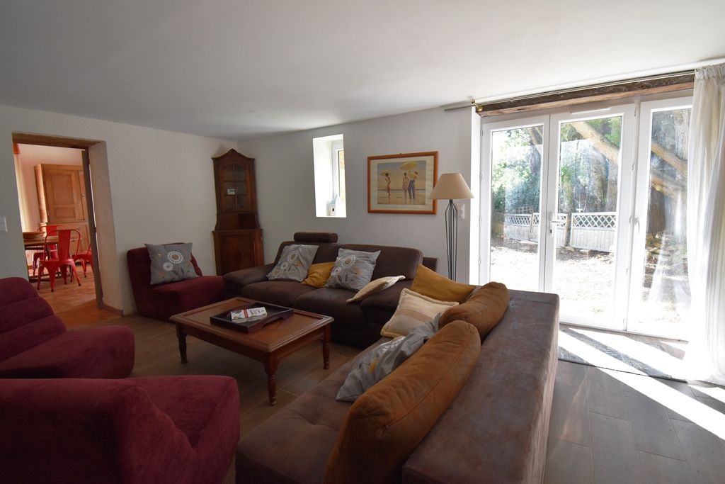 LES SABLES-D'OLONNE Maison Les Sables d'Olonne 14 pièces 330 m2 sur 4105 m2 3