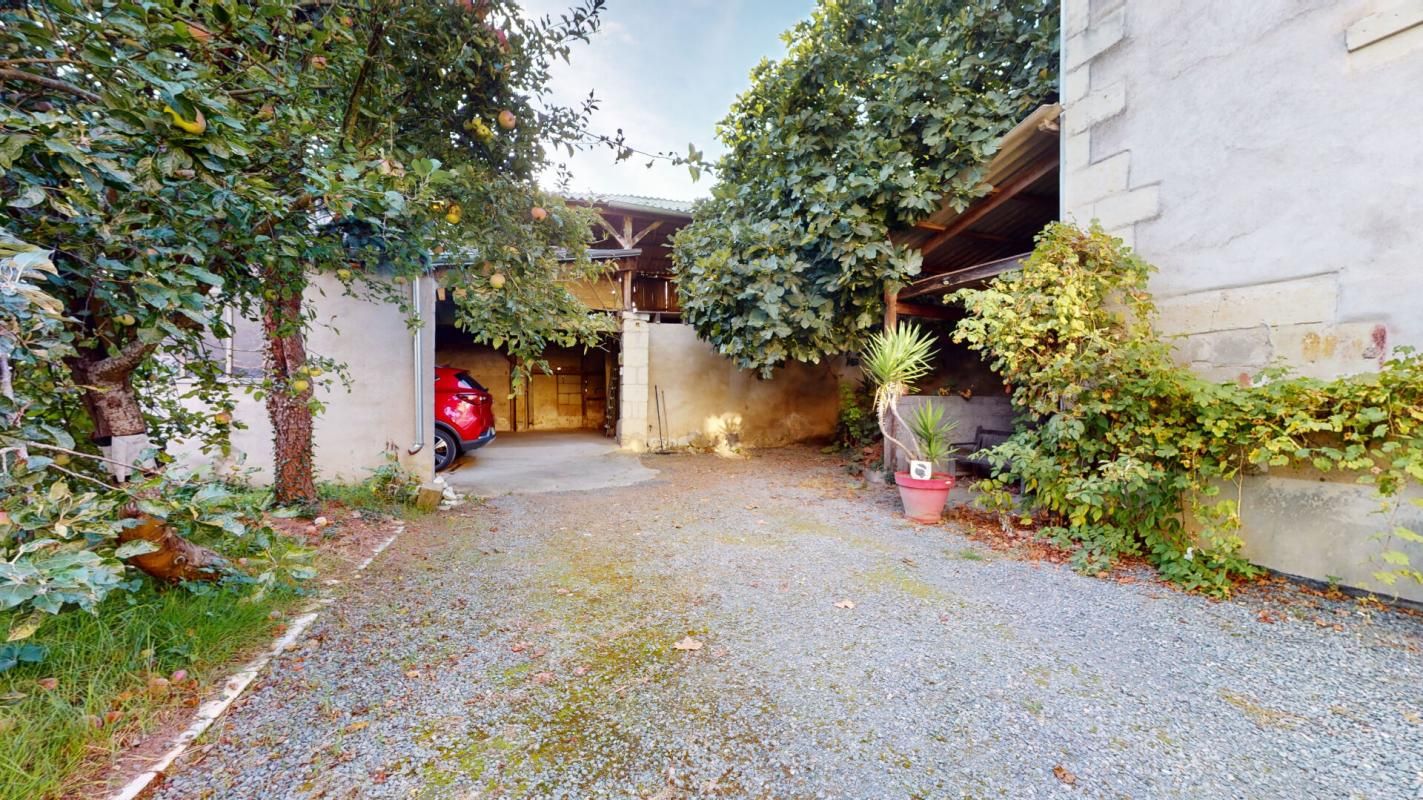 CHINON EXCLUSIVITE - MAISON DE VILLE 37500 CHINON 5 pièces (3 chambres) 150 m2 3
