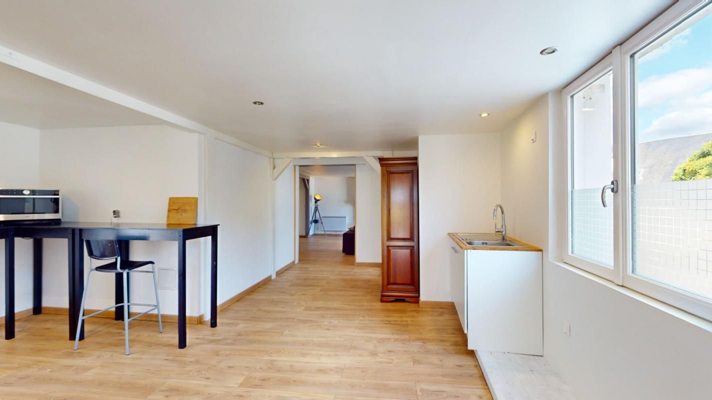 CHINON EXCLUSIVITE - MAISON DE VILLE 37500 CHINON 5 pièces (3 chambres) 150 m2 4