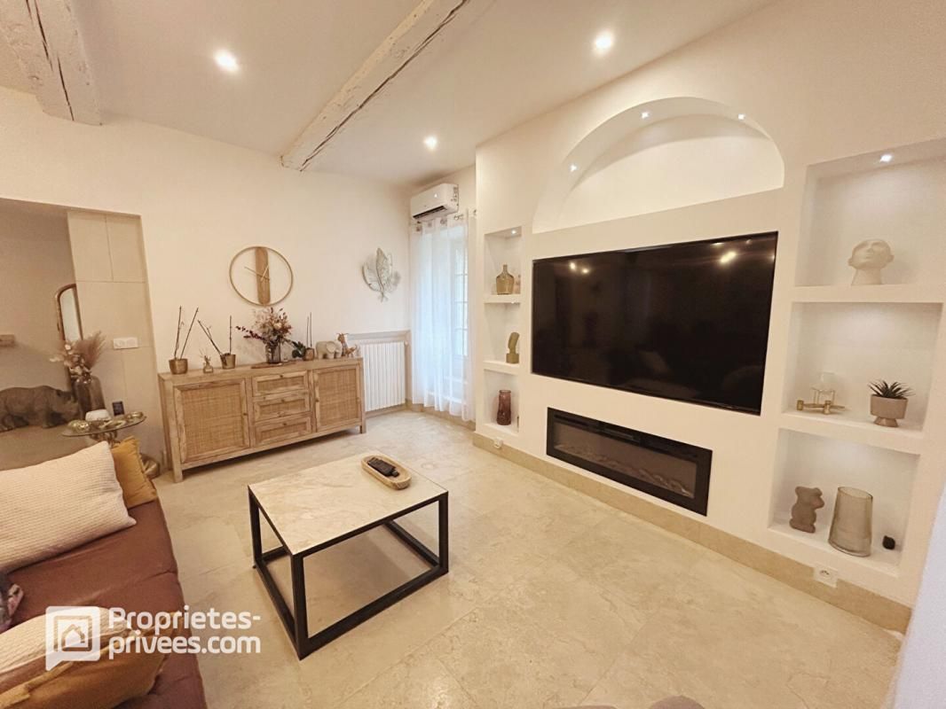 BEDARRIDES Bien d'Exception Rare : Maison à usage d'habitation et professionnel, 8 pièces 285 m² à BEDARRIDES 2