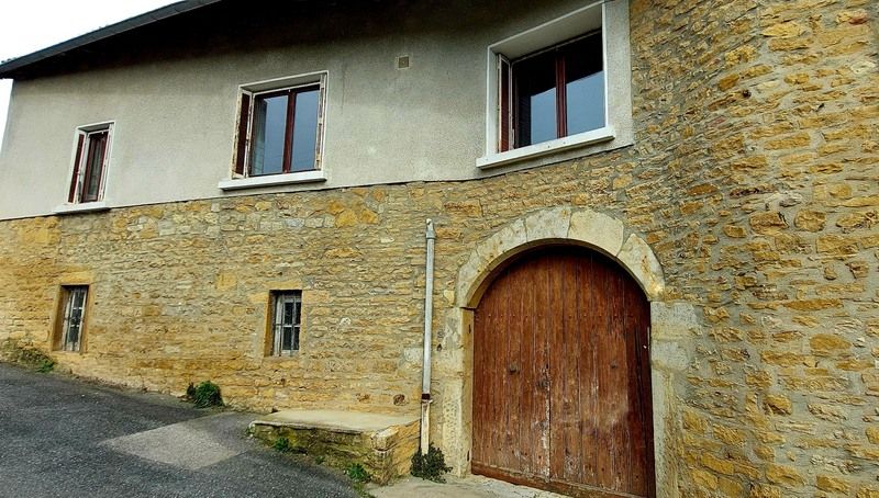 SAINT-CYR-AU-MONT-D'OR Maison de village St-Cyr au Mont d'Or 4 pièce(s) 76.46 m2 4