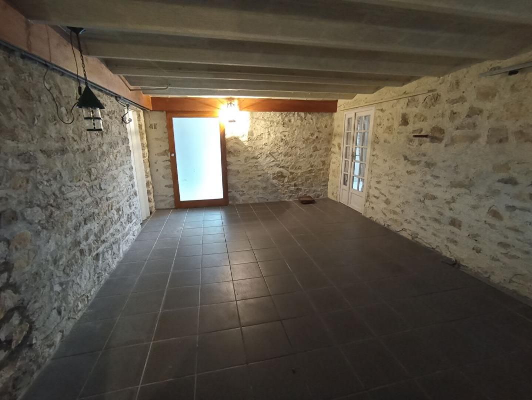 DEOLS Charmante maison avec jardin à vendre à DEOLS 2