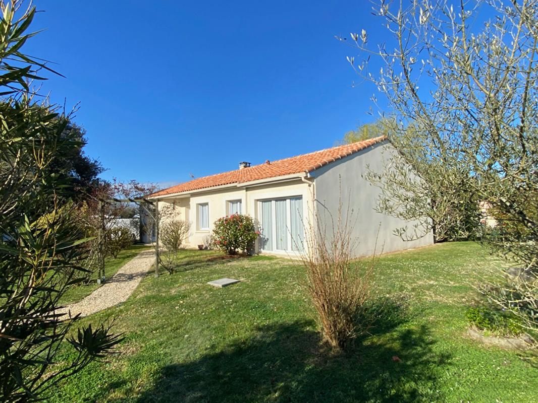 SAINTE-PAZANNE MAISON PLAIN PIED - 5 PIÈCES - 125 M² - 44680 SAINTE PAZANNE BUDGET 339 560 HAI 2