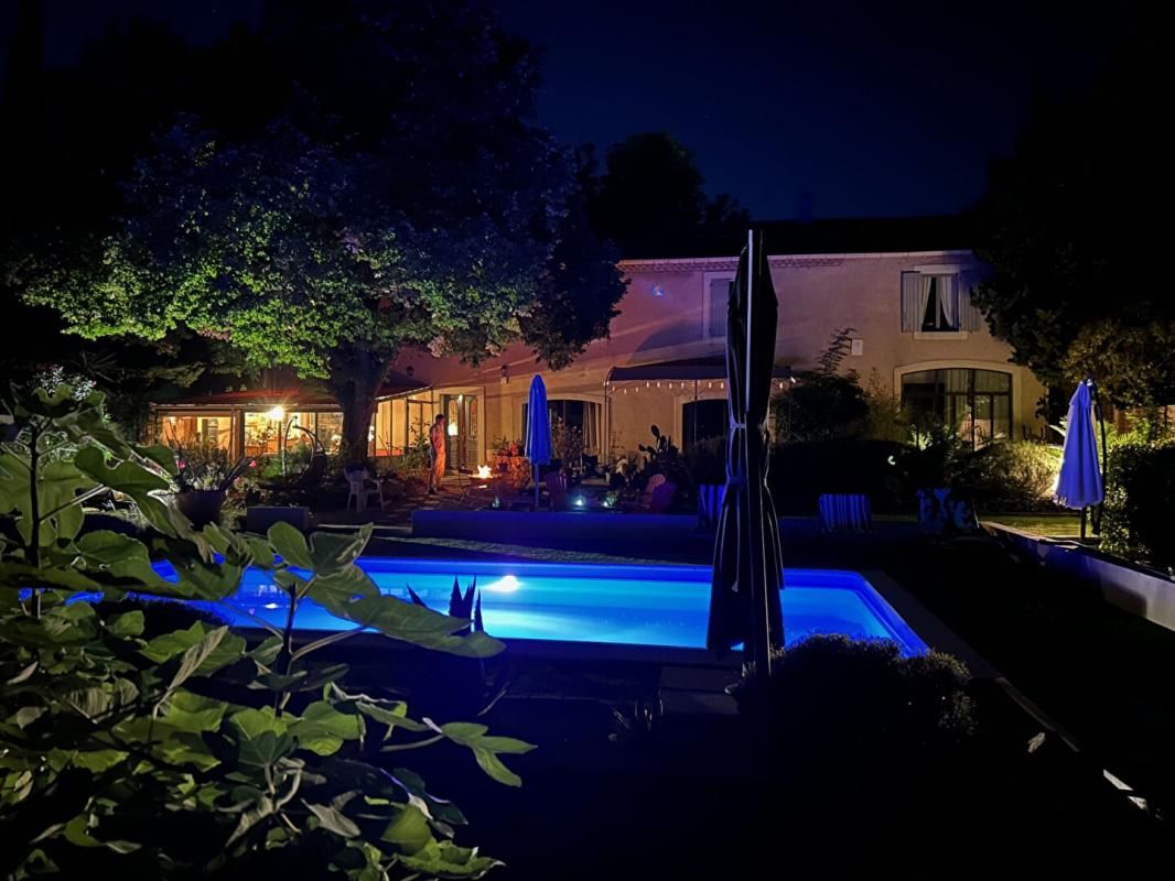 CARPENTRAS AUTHENTIQUE MAS PROVENCAL AU CALME MAIS TOUT PRES DE TOUT 2