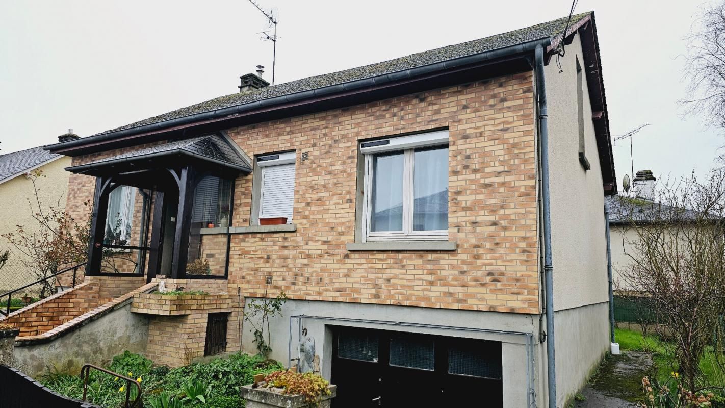 BOURGES MAISON DE 72M² 3 PIECES SOUS SOL JARDIN