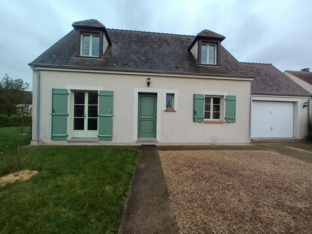 SAINT-BENOIT-SUR-LOIRE Maison Saint Benoit Sur Loire 5 pièce(s) 114 m2 3