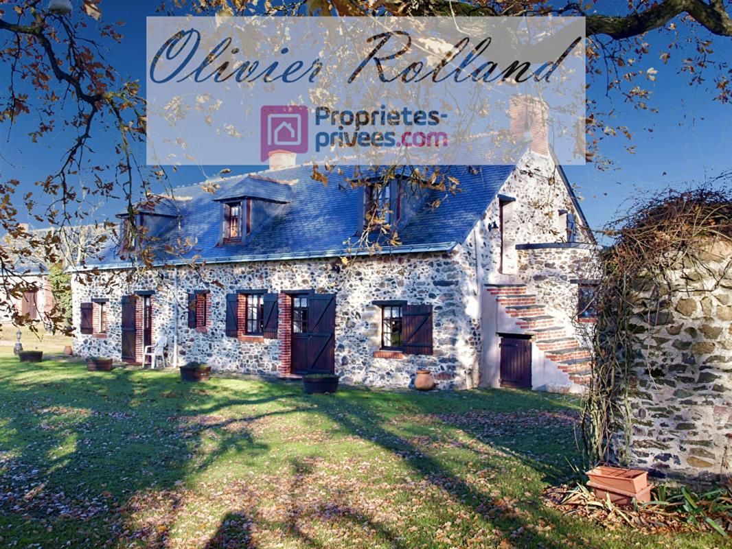 49380 - Faye d'Anjou- Ancienne maison rénovée avec grande dépendance sur terrain de 5054 m² LOCATION VENTE - VENTE A TERME POSSIBLE