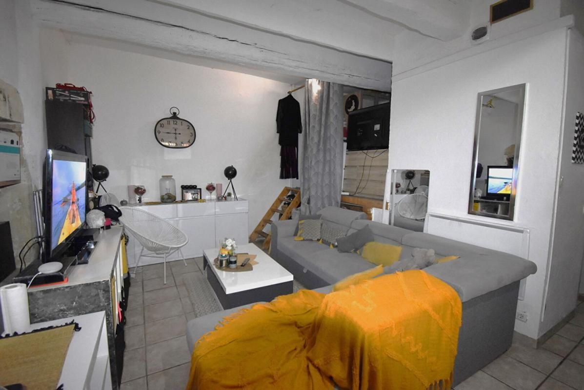NIMES Appartement Nimes 2 pièce(s) 37 m2 2