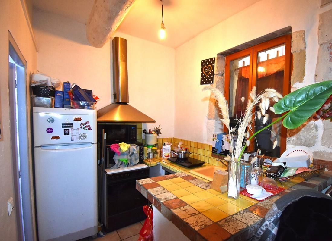 NIMES Appartement Nimes 2 pièce(s) 37 m2 3