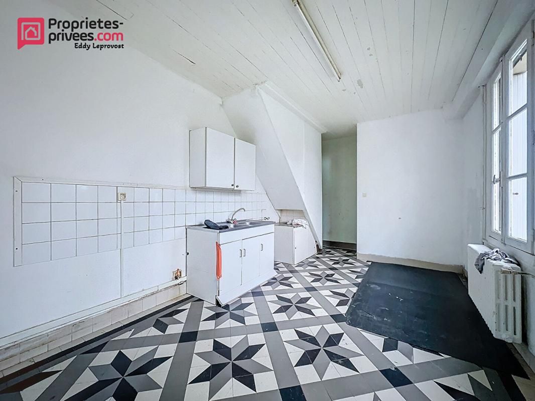 SOURDEVAL Maison de bourg à Sourdeval 2 pièces 54 m2 2