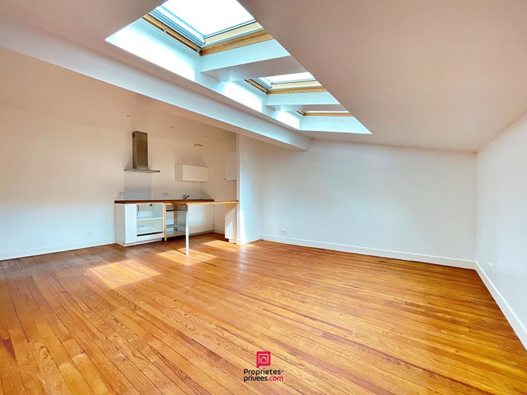 BORDEAUX Appartement Duplex Bordeaux 2 pièce(s) 63 m2 4
