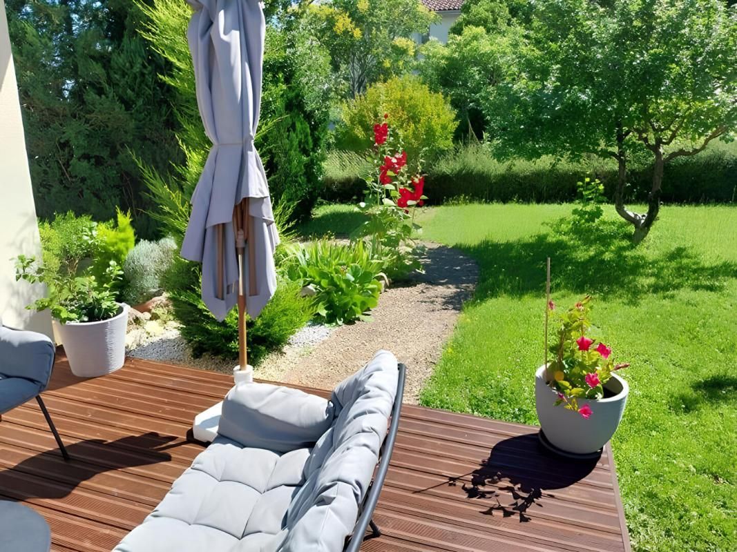 ANGOULEME Très belle maison de 6 pièces - 143 m2 - Angoulême 3