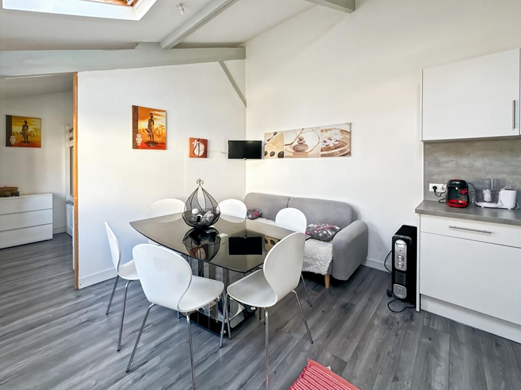 VERT-SAINT-DENIS Maison 1 pièce(s) 25.04 m2 4