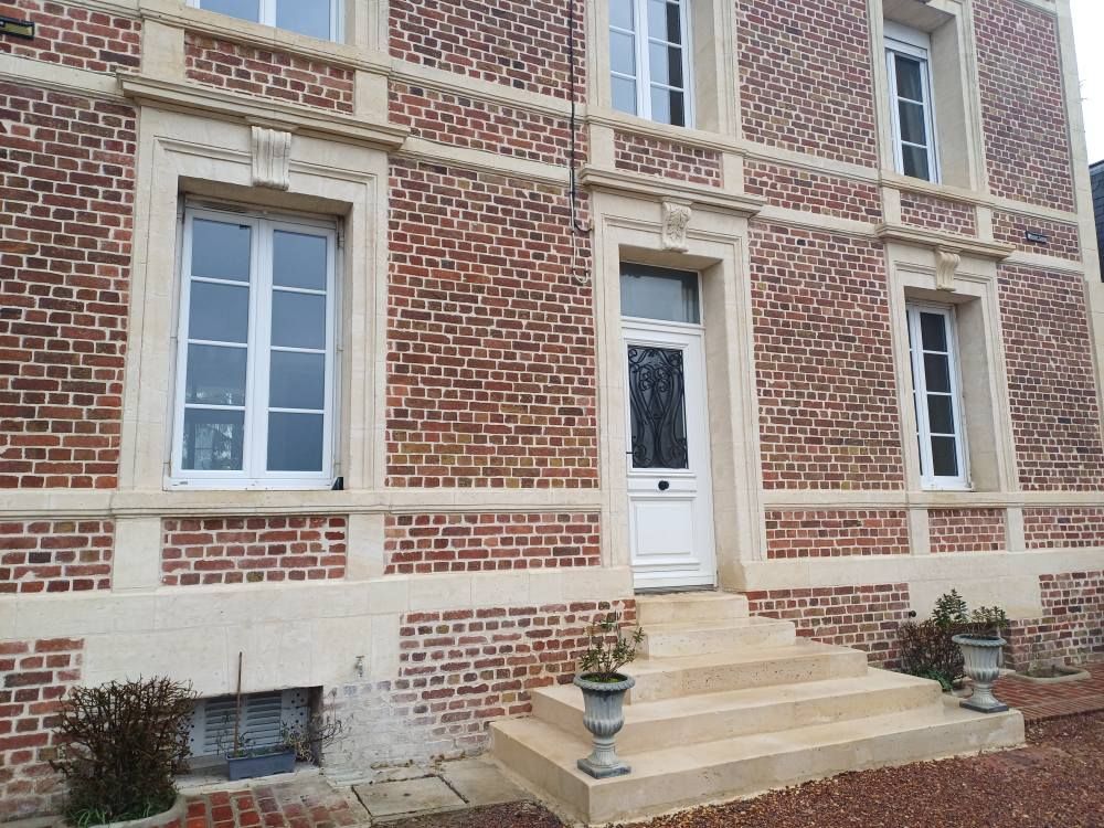 MAISON DE MAITRE