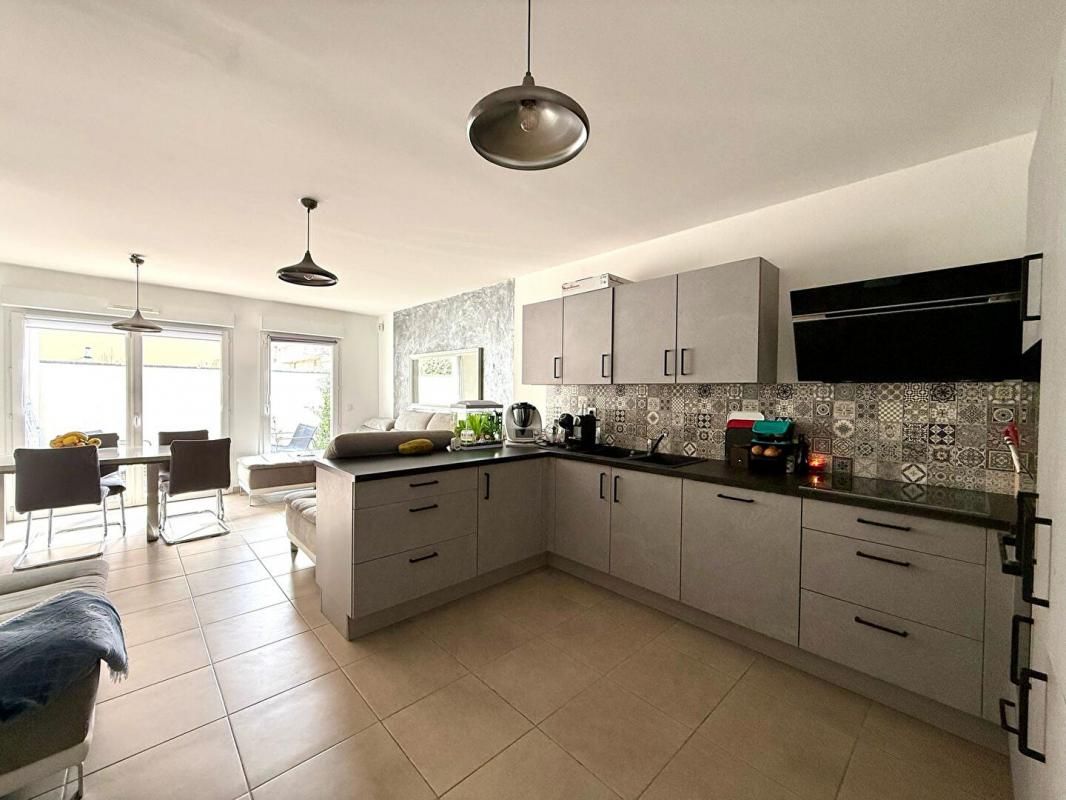 MIRAMAS Maison Miramas 5 pièce(s) de 89m2 3