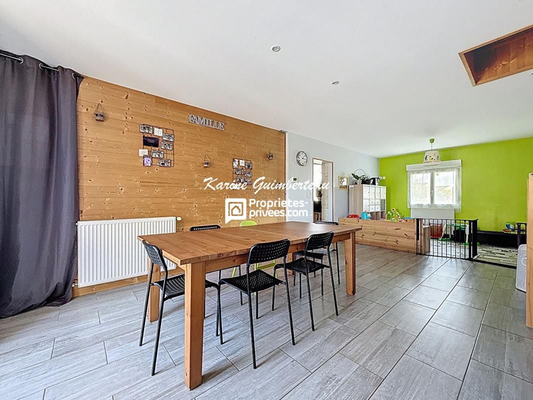 SAINT-DENIS-DE-PILE Maison en pierre 182 m² + jardin St Denis de Pile 4
