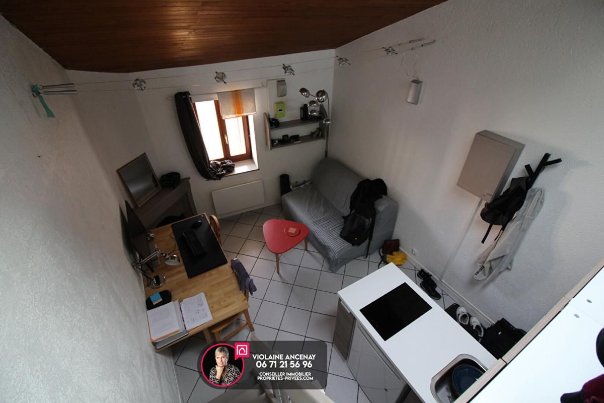 Studio hyper centre Chambery