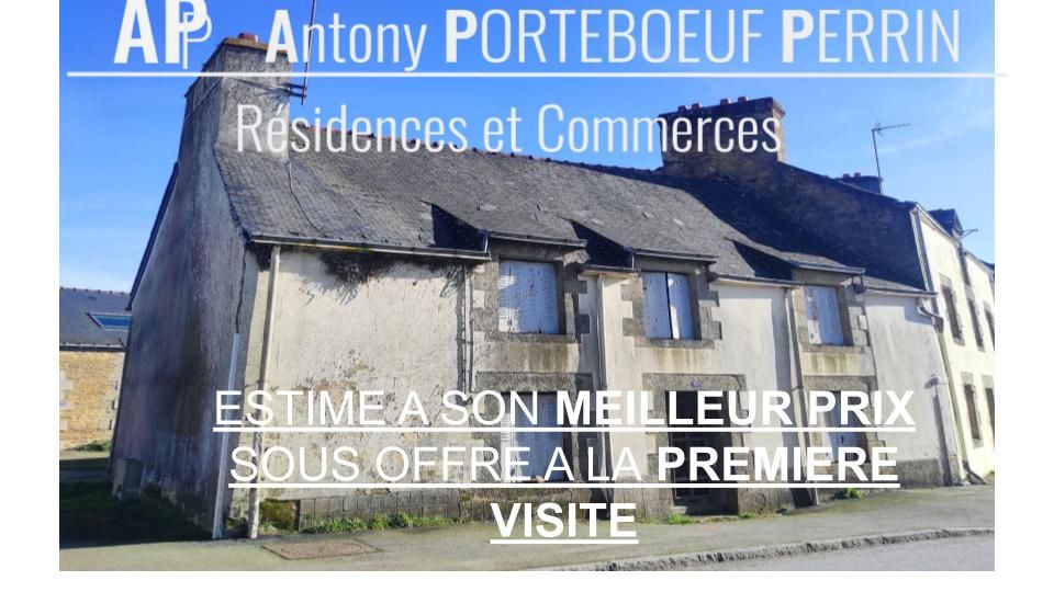 56500 Réguiny dans le bourg maison 2 chambres d'une surface d'environ 70 m² sur une parcelle de 108m²  entièrement à restaurer Prix 23990 euros