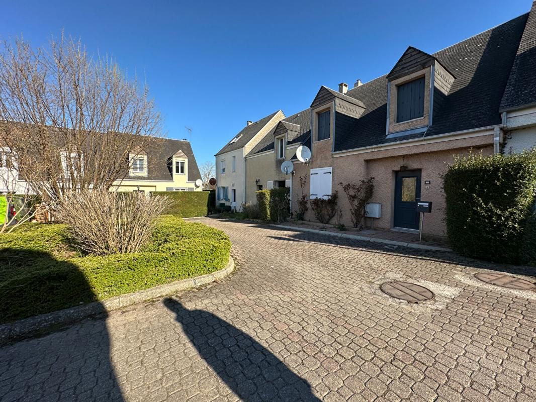 DEAUVILLE Maison Touques 3 pièce(s) 70 m2 2