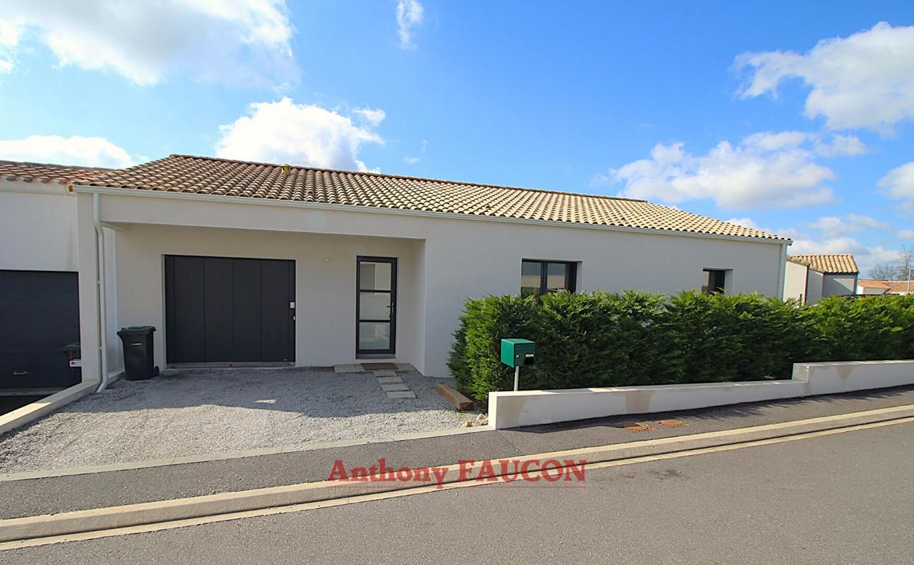 Maison Dompierre Sur Yon 5 pièce(s) 92 m2